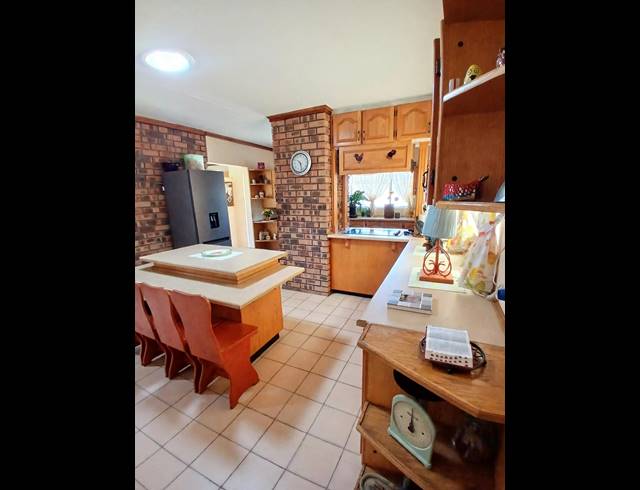 3 BEDROOM HOUSE FOR SALE IN CASSELDALE